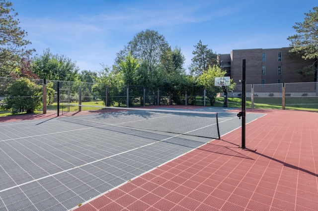 9700 Portland Ave S Unit 225, Bloomington, MN 55420 - view of tennis court with community basketball court
