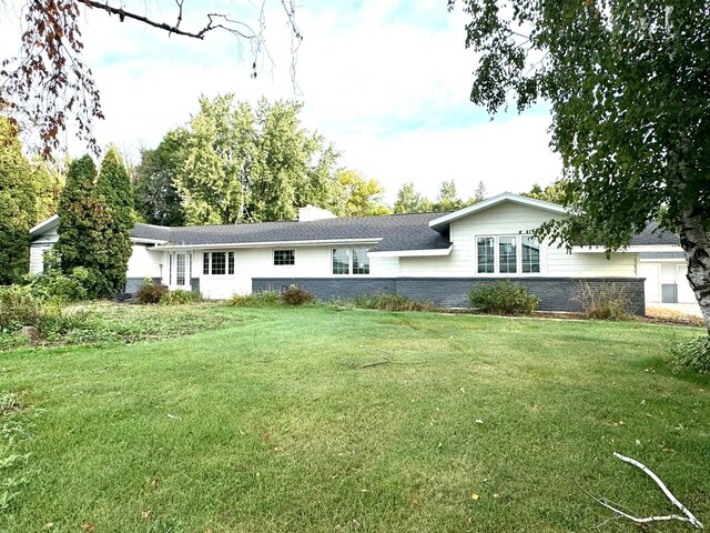 505 6th St NE, Roseau, MN 56751 - photo 1