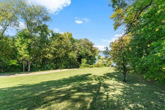 970 Pleasant View Rd, Chanhassen, MN 55317
