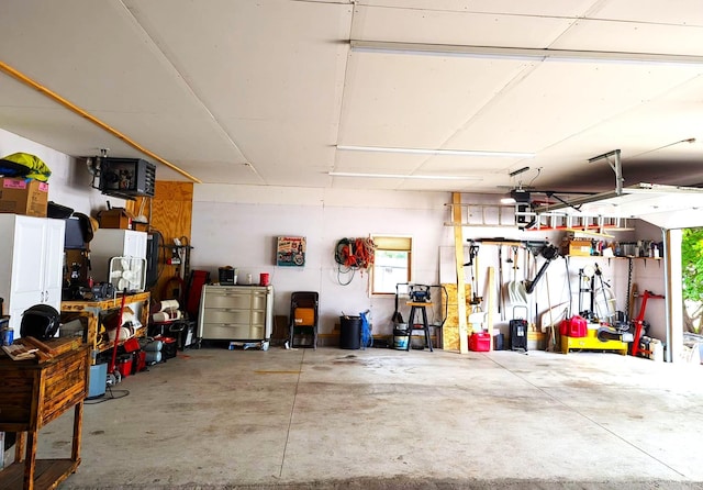 506 Ash Ave N, New Richland, MN 56072 - garage with a workshop area