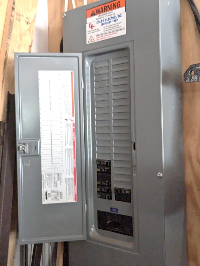 506 Ash Ave N, New Richland, MN 56072 - utilities with electric panel