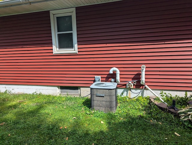 506 Ash Ave N, New Richland, MN 56072 - details with central AC