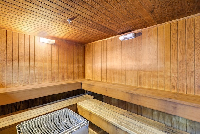 view of sauna / steam room