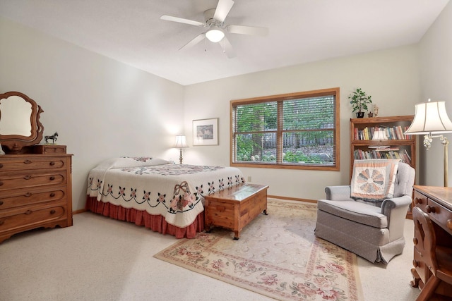 bedroom with ceiling fan