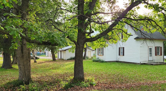 508 5th Ave, Littlefork, MN 56653 - view of yard featuring an outdoor structure