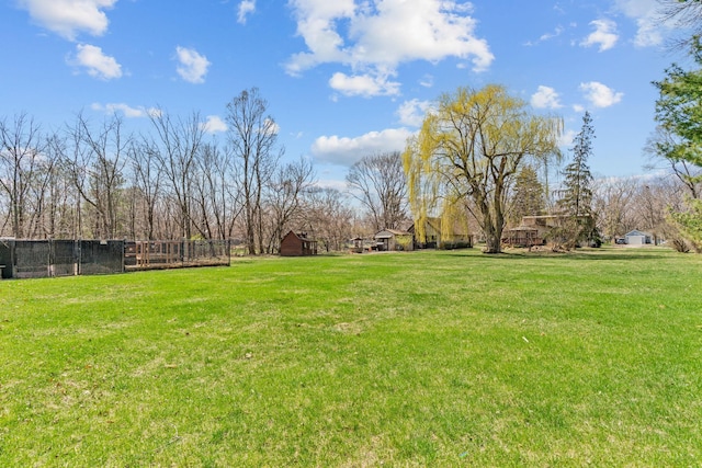 8011 Long Lake Rd, Mounds View, MN 55112 - view of green lawn
