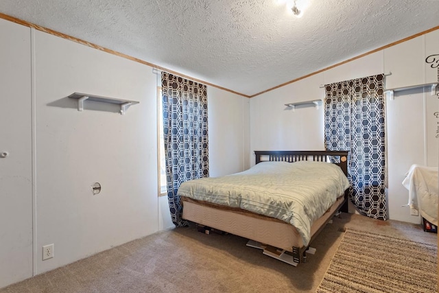 bedroom with ornamental molding, a textured ceiling, lofted ceiling, and carpet