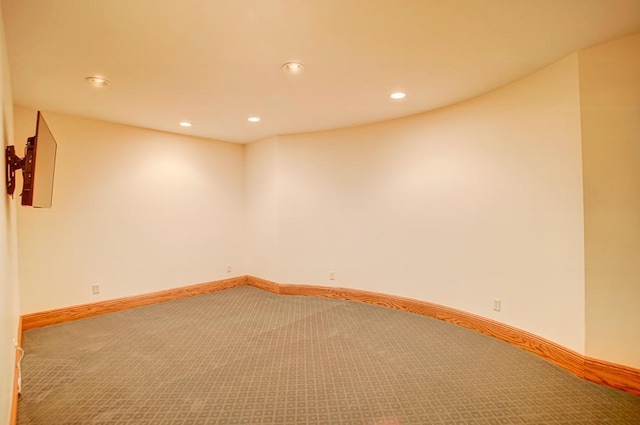 empty room with carpet