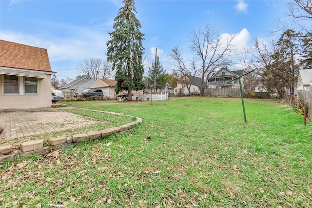 view of yard with a patio