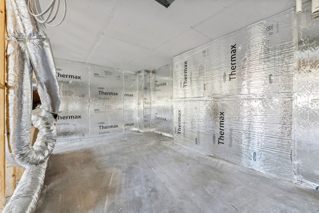 bathroom featuring concrete flooring