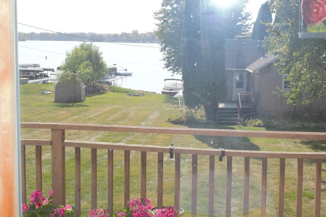 view of yard with a water view