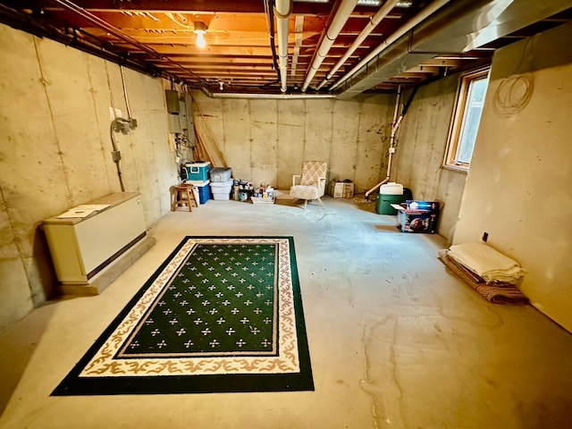 312 Oakdale Ct NE, Warroad, MN 56763 - view of below grade area
