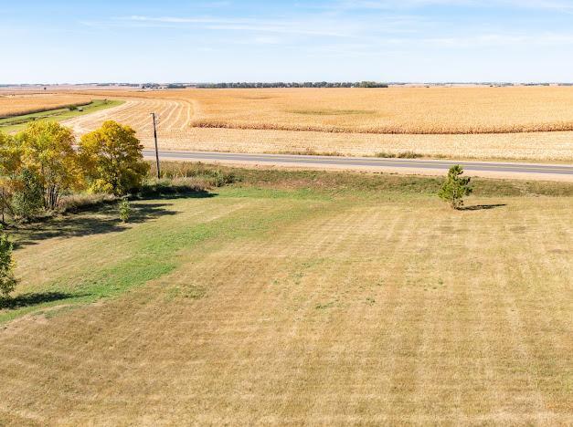 view of yard with a rural view