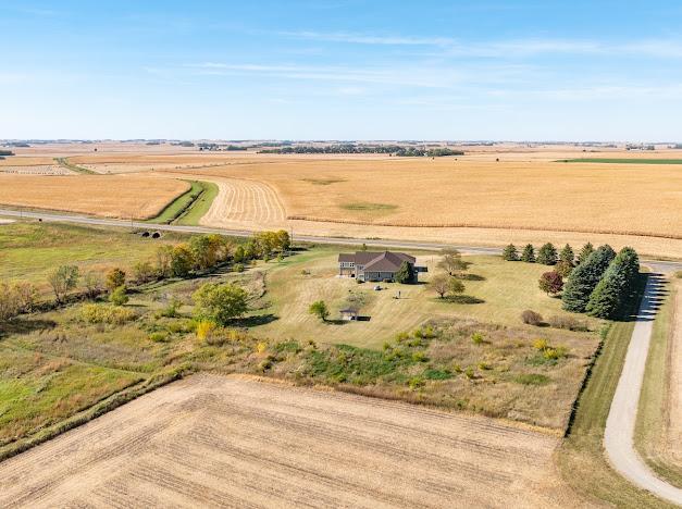 drone / aerial view with a rural view