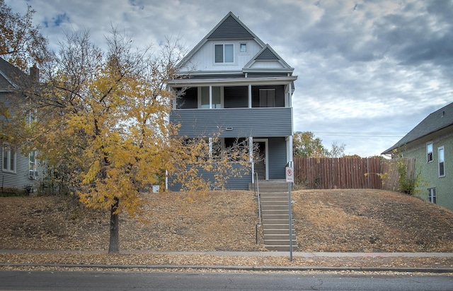 view of front of house