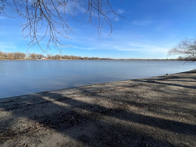 18 Cottonwood Lake Blvd, Windom, MN 56101