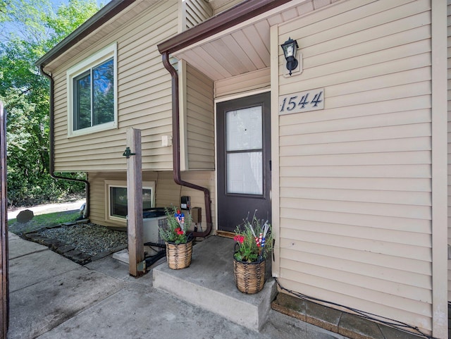 1544 Greenwood Ct N, Eagan, MN 55122 - photo 1