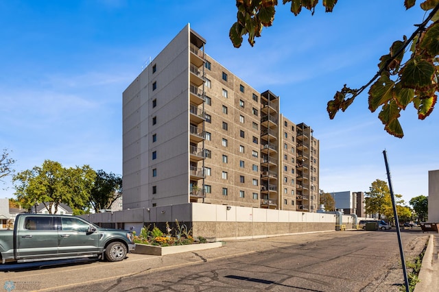 1110 3rd Ave N Unit 801W, Fargo, ND 58102 - view of building exterior