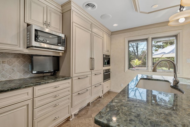 301 22nd St NW, Austin, MN 55912 - photo 13
