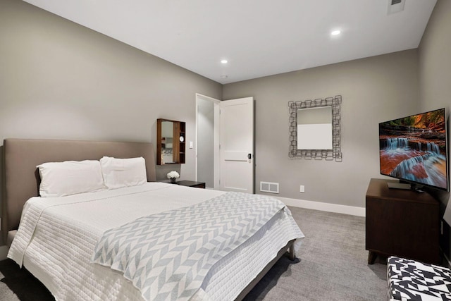 bedroom featuring carpet flooring