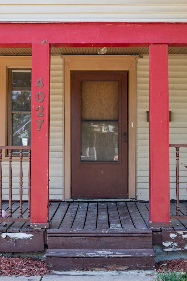 view of property entrance