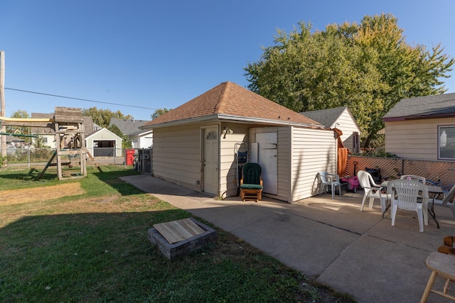 exterior space with a lawn