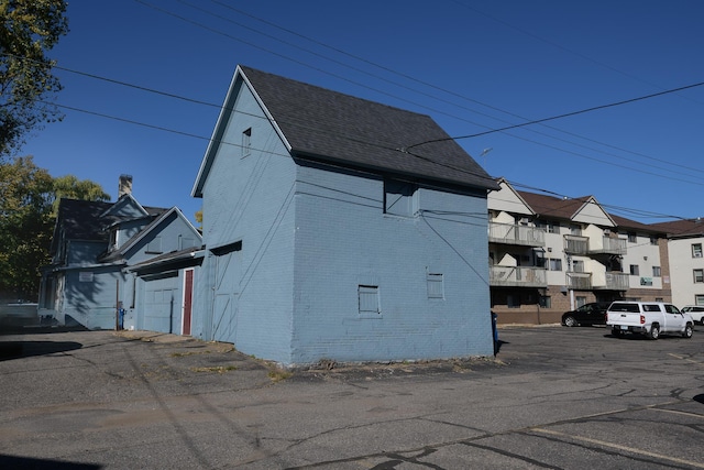 314 8th Ave S, Saint Cloud, MN 56301 - view of building exterior featuring uncovered parking