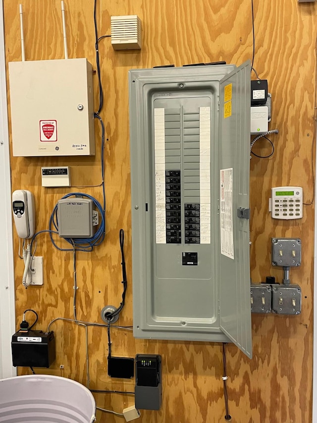 40038 Pearl St, Emily, MN 56447 - utility room featuring electric panel