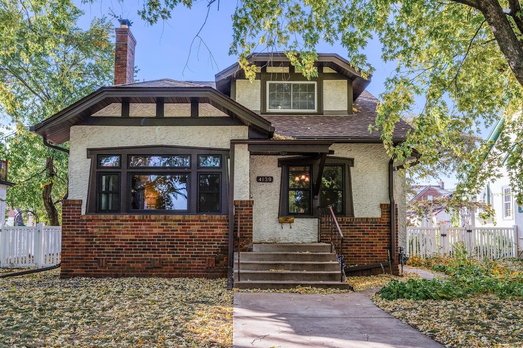 view of front of house