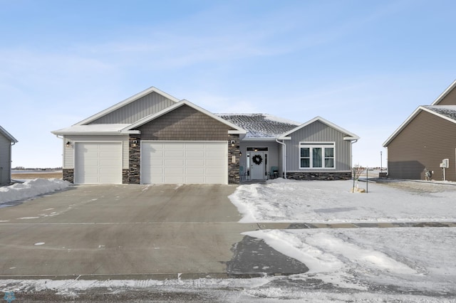 view of front facade with a garage