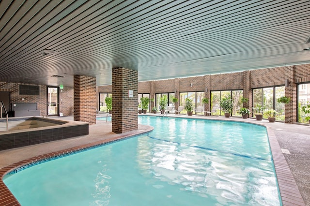 1201 Yale Pl Unit 2303, Minneapolis, MN 55403 - community pool with a patio area