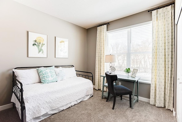 bedroom featuring carpet floors