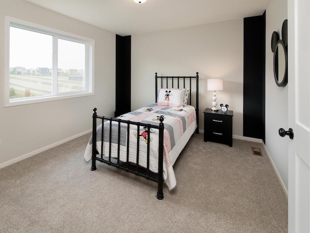 bedroom featuring carpet floors