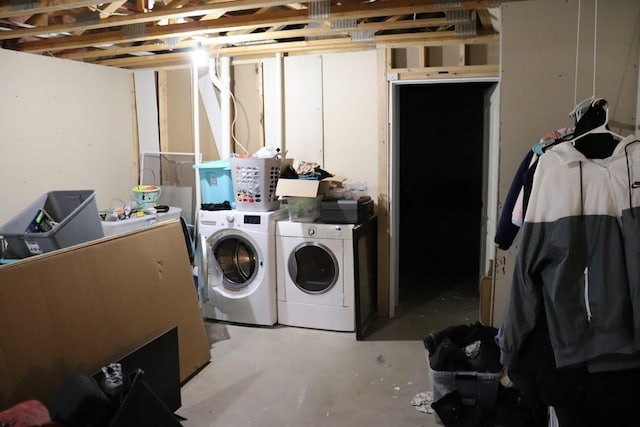 laundry area featuring washer and dryer