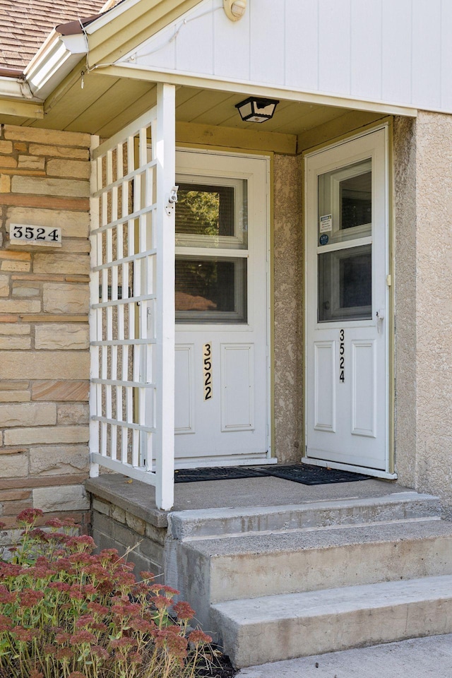 3522 Benjamin St NE, Minneapolis, MN 55418 - view of property entrance