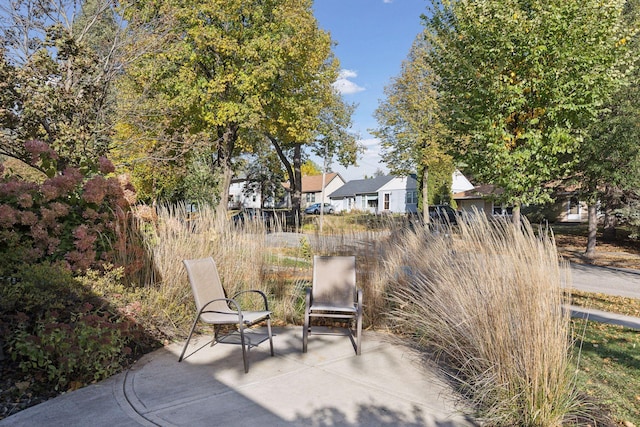 3522 Benjamin St NE, Minneapolis, MN 55418 - view of patio with a residential view