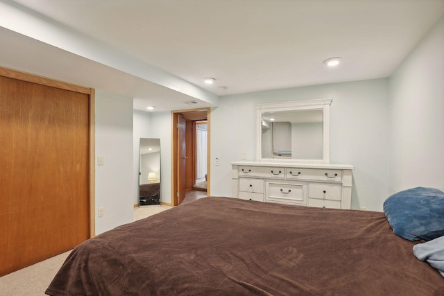 3522 Benjamin St NE, Minneapolis, MN 55418 - carpeted bedroom featuring recessed lighting