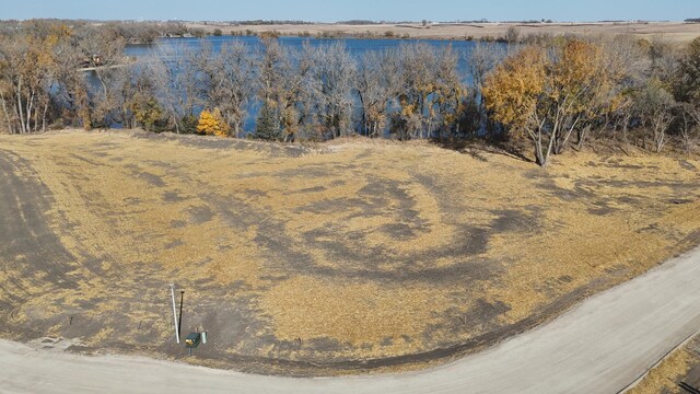 14 Cottonwood Lake Blvd, Windom, MN 56101