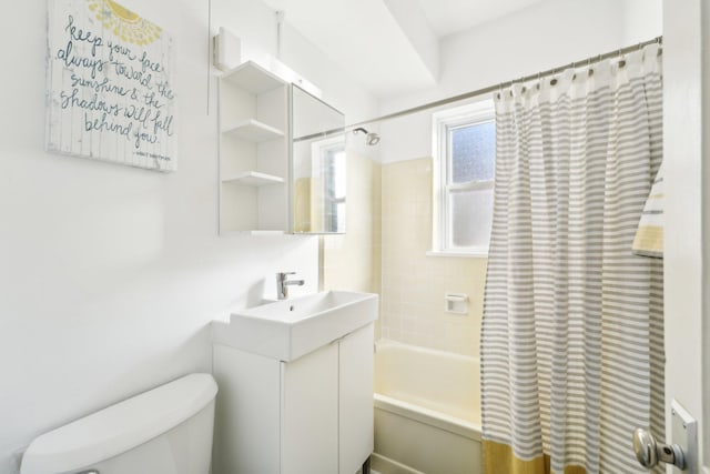 full bathroom with toilet, vanity, and shower / bathtub combination with curtain