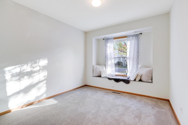 empty room featuring carpet