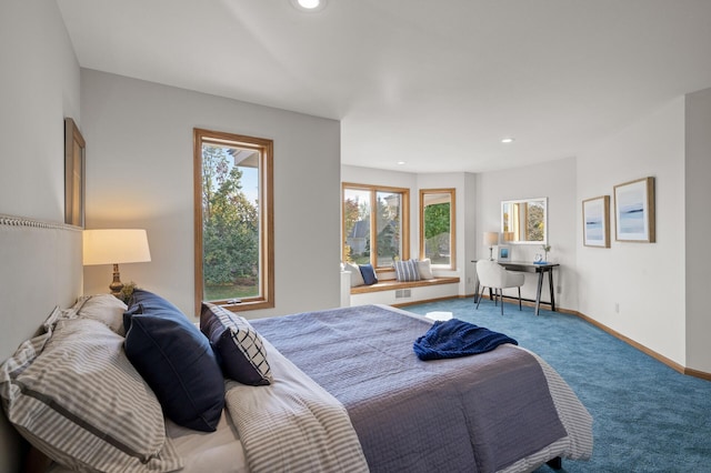 view of carpeted bedroom