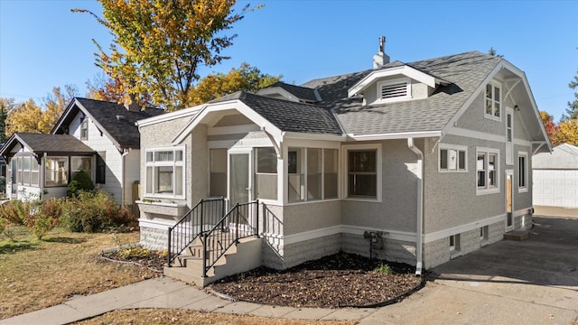 view of front of home featuring a garage