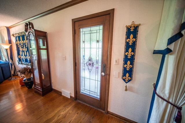 1425 20th St SW, Rochester, MN 55902 - entrance foyer with wood finished floors and ornamental molding