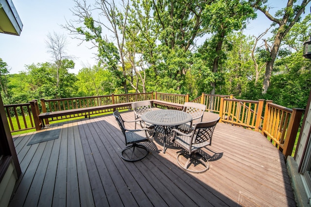 1425 20th St SW, Rochester, MN 55902 - deck with outdoor dining space