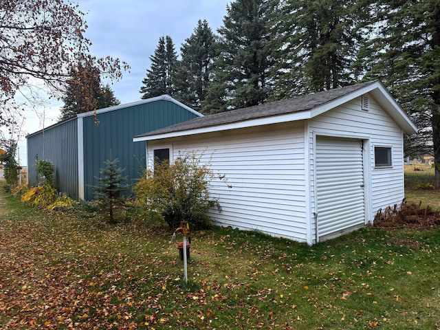 exterior space featuring a yard