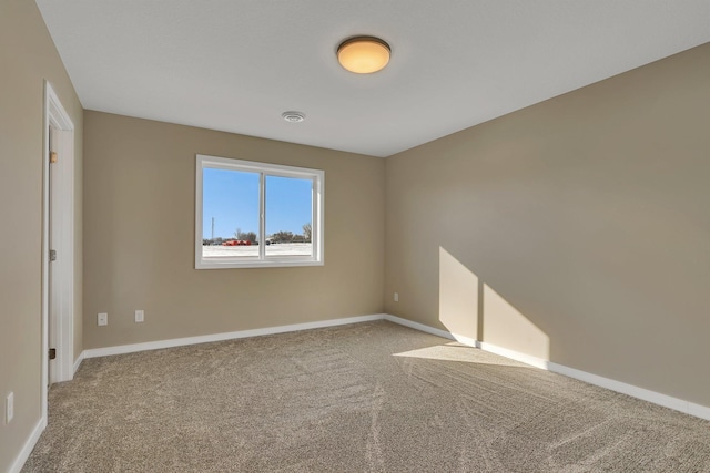 empty room featuring carpet