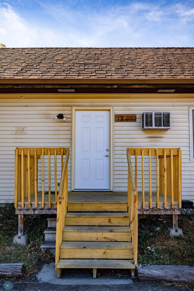 view of exterior entry