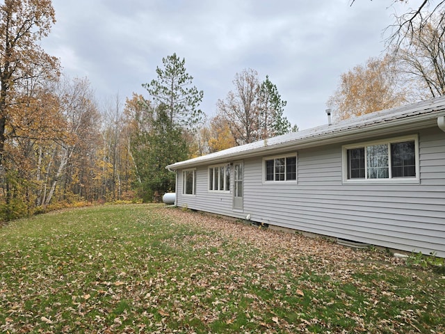 3414 County Road 32 S, South Koochiching Unorg Terr, MN 56654 - view of side of home with a yard