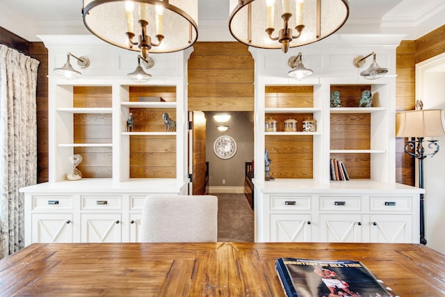 10675 Cavallo Rdg, Eden Prairie, MN 55347 - dining room featuring crown molding