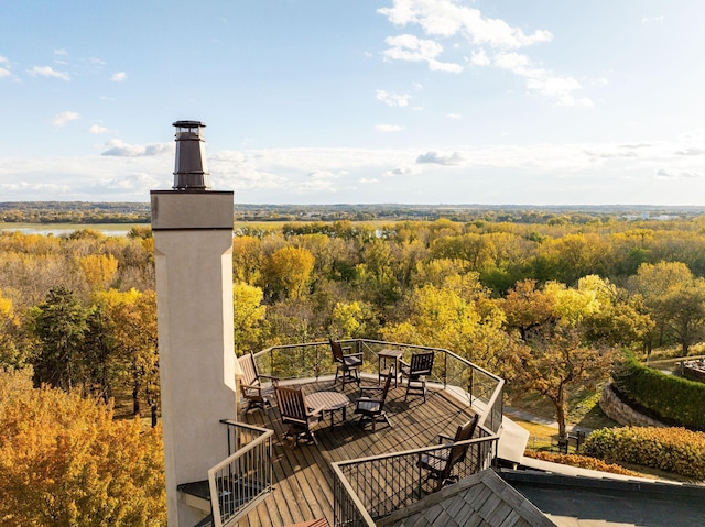 10675 Cavallo Rdg, Eden Prairie, MN 55347 - wooden terrace featuring a view of trees